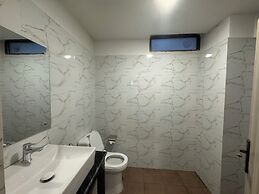 Evara Hotel & Apartment