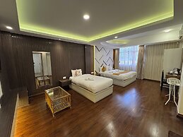 Evara Hotel & Apartment