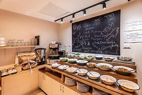 Arroyo Boutique&Business Hotel