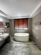 KUE Hotel Maafushi