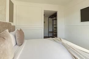 Aurea Hotel