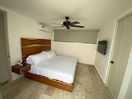 Spacious and Comfortable Ph With Private Pool in Zama!