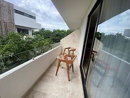 Spacious and Comfortable Ph With Private Pool in Zama!