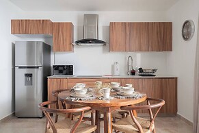 Beautiful and Comfortable, 1 Bedroom! The Best in Zama!