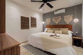 Beautiful and Comfortable, 1 Bedroom! The Best in Zama!