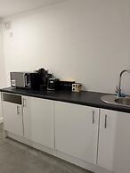 1 Bed Flat - Sleeps 2 - Parking - Wifi