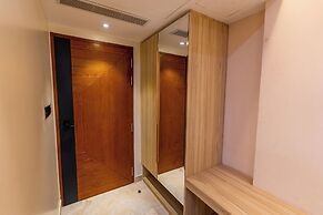 Monsoon Courtyard Luxury Hotel