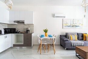 Infinity 1-Bedroom Apartment in Larnaca