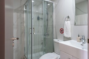 Infinity 1-Bedroom Apartment in Larnaca