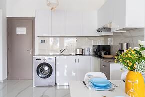 Infinity 1-Bedroom Apartment in Larnaca
