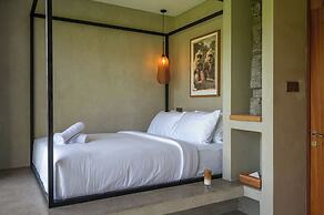 Lokale Resort Hotel & Villas