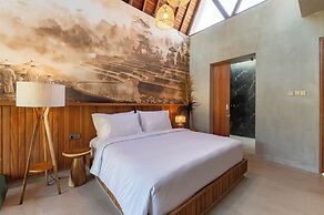 Lokale Resort Hotel & Villas