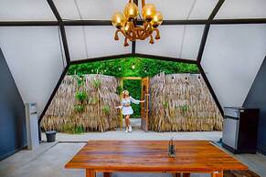 TheX10 PrivatePoolVilla & ResortKhaoYai