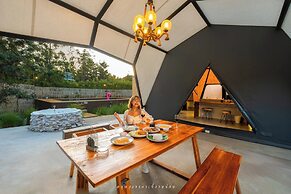 TheX10 PrivatePoolVilla & ResortKhaoYai