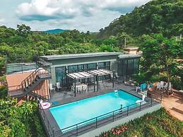 TheX10 PrivatePoolVilla & ResortKhaoYai