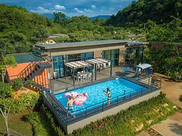 TheX10 PrivatePoolVilla & ResortKhaoYai