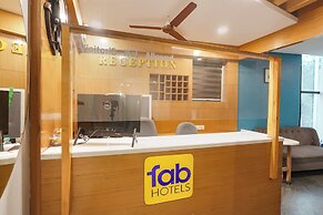 Fabhotel Skyline