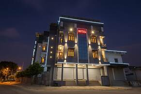 Fabhotel Shivansh