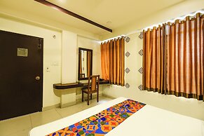 Fabhotel Marjan International