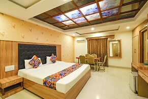 Fabhotel Marjan International