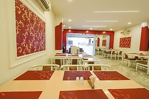 Fabhotel Marjan International
