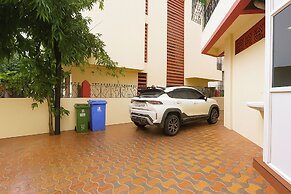 Fabhotel Galaxy Grand