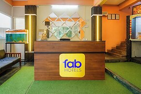 Fabhotel Galaxy Grand