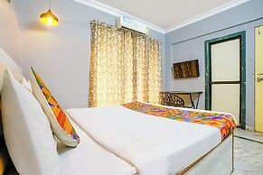 Fabhotel Galaxy Grand