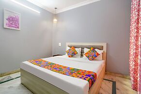 Fabhotel Galaxy Grand