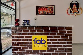 Fabhotel Zelosena