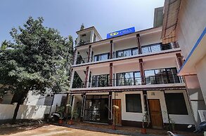 Fabhotel Zelosena