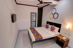 Fabhotel Zelosena