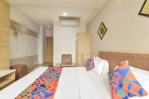Fabhotel Soham Palace