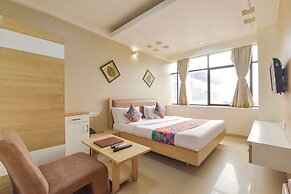 Fabhotel Soham Palace