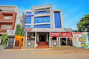 Fabhotel Yagna Residency