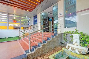 Fabhotel Yagna Residency