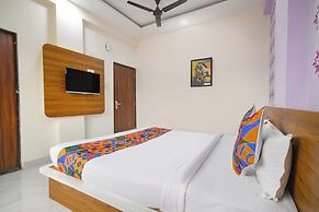 Fabhotel Chirag Inn