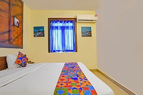 Fabhotel Park Grand Royal Palms
