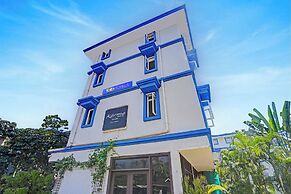 Fabhotel Park Grand Royal Palms