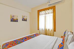 Fabhotel Park Grand Royal Palms