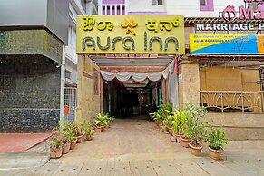 Fabhotel Aura Inn