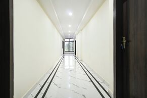 Fabhotel Parijat