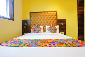 Fabhotel New Silver Elite