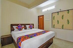 Fabhotel Shree Sai Inn