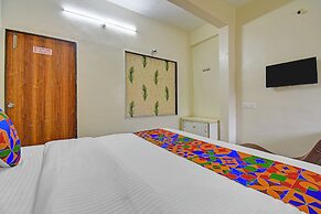 Fabhotel Shree Sai Inn