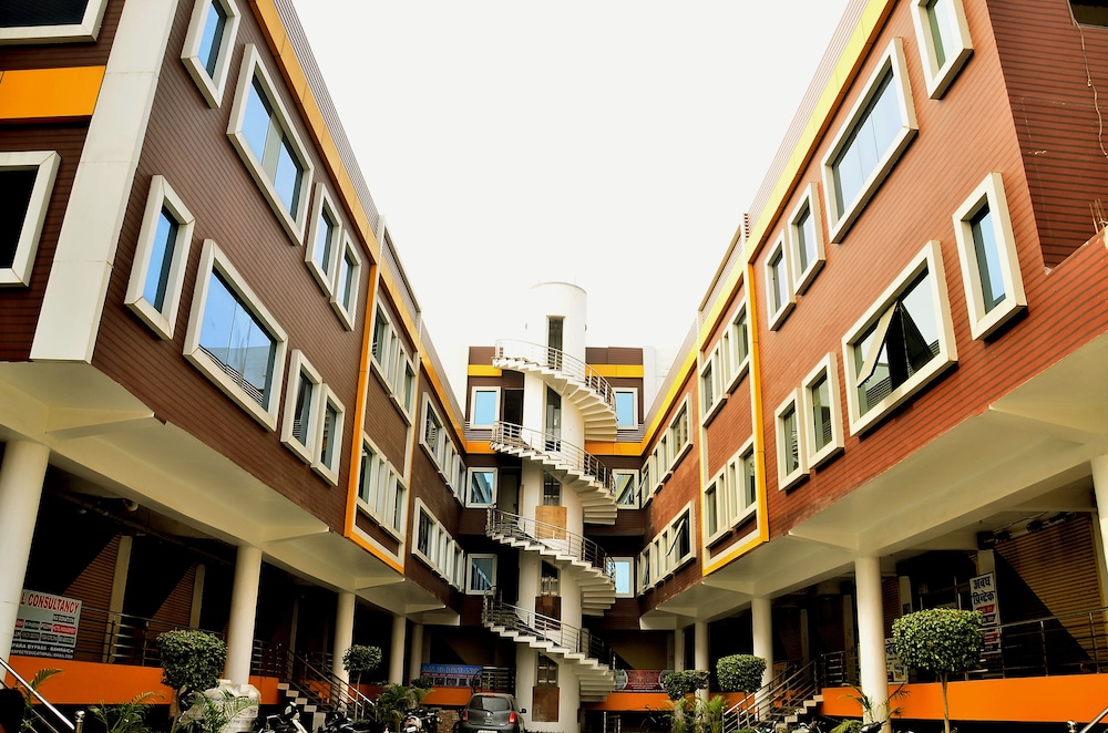 Hotel Grand Palace