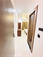 Hotel Omkar Palace