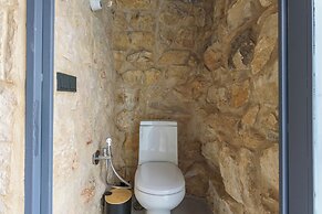 Amani Luxury 4BR Villa & Pool in Batroun