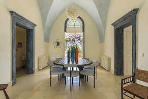 Amani Luxury 4BR Villa & Pool in Batroun