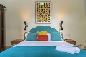 Amani Luxury 4BR Villa & Pool in Batroun